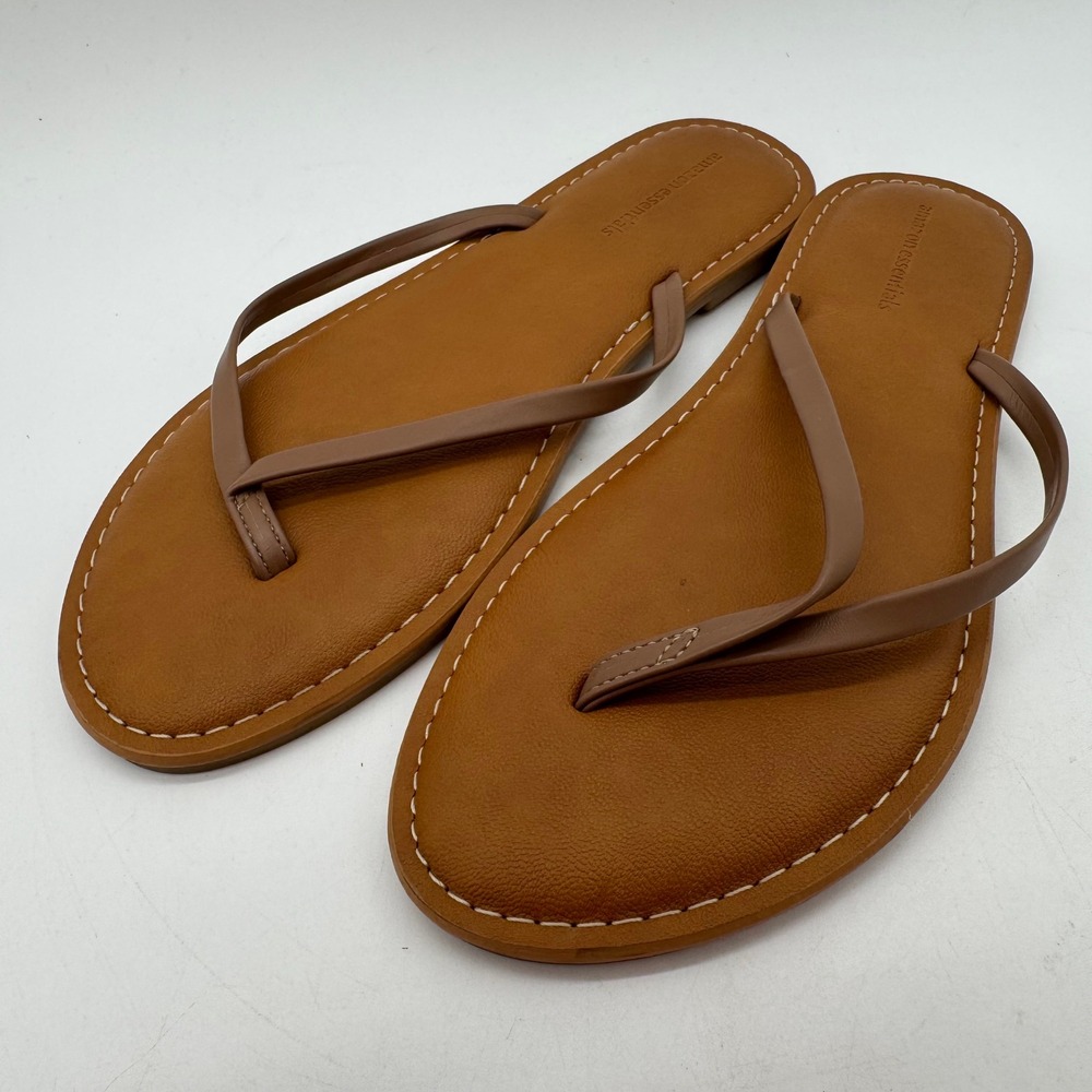 Amazon Essentials Women's US 7.5 Brown Tan Thong Flip Flop Flat Sandals